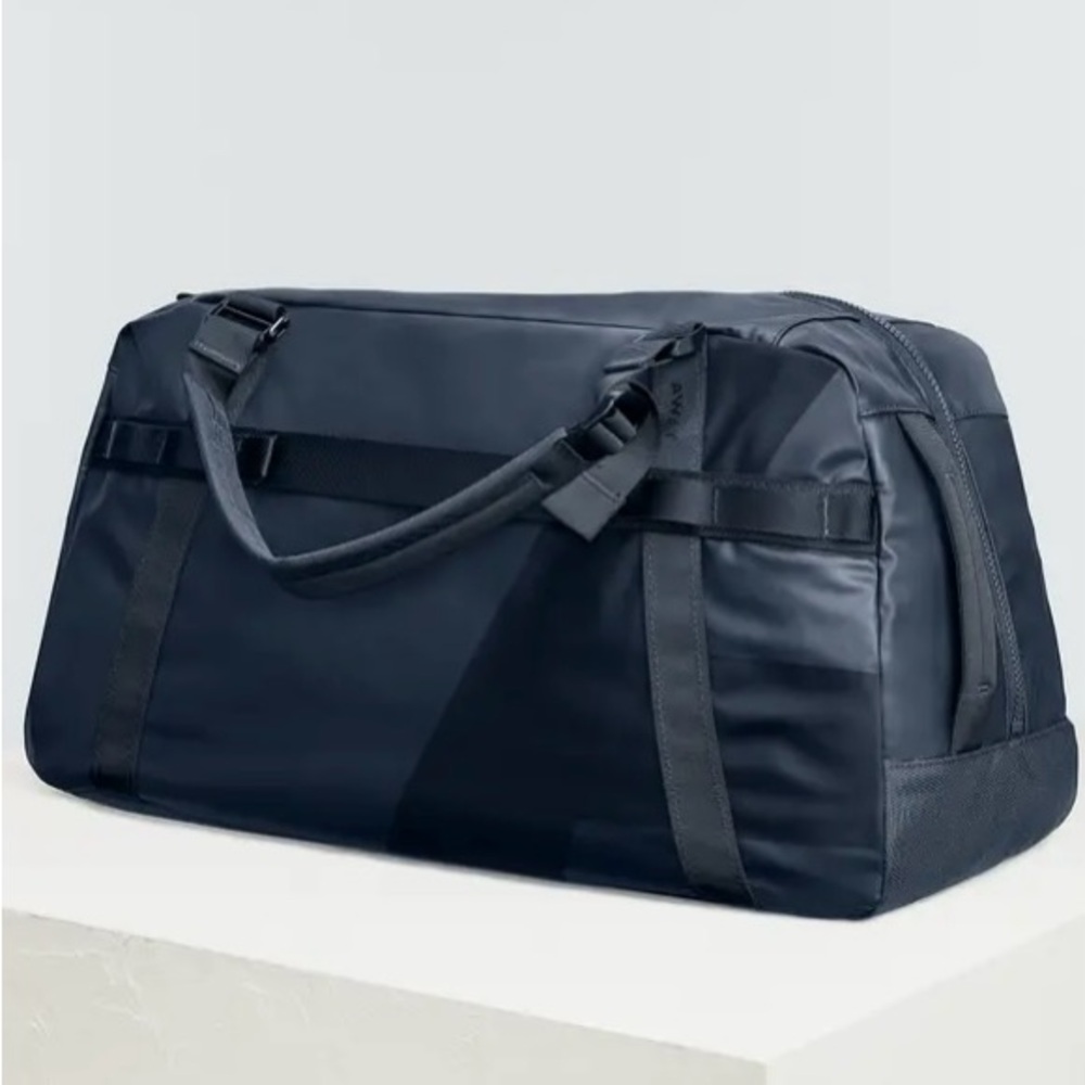 Away 55L duffle - new without tags